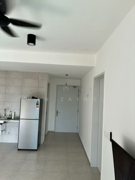 Condominium for Rent at EdgeWood Residences @ SkySanctuary - HAN ZAINOL - Corridor - PropertyGuru.com.my