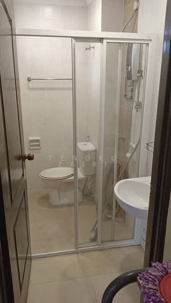 1.5-storey Terraced House for Sale in Pju 3 (Petaling Jaya) - Tengku Zairi - Bathroom - PropertyGuru.com.my