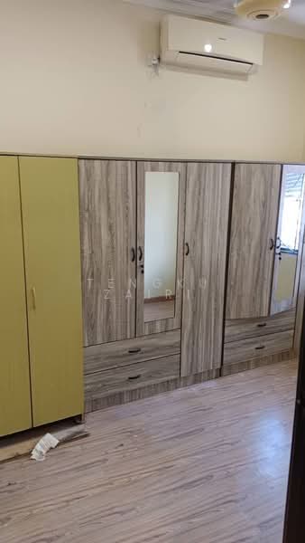 1.5-storey Terraced House for Sale in Pju 3 (Petaling Jaya) - Tengku Zairi - Bedroom - PropertyGuru.com.my