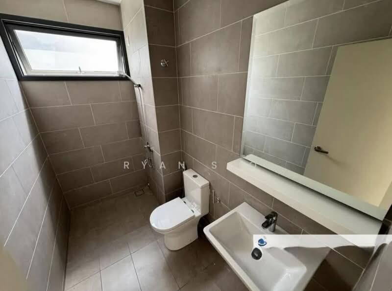 2-storey Terraced House for Sale in Shah Alam (Selangor) - Ryan Soo - Bathroom - PropertyGuru.com.my