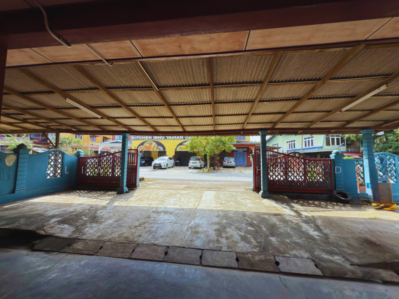 Tanah Lot Banglo bersaiz 870m² + Rumah Kayu 2 Tingkat di Pulau Kambing, Terengganu untuk Untuk Dijual - RM 500,000, Feb 2026 - Exterior - PropertyGuru.com.my