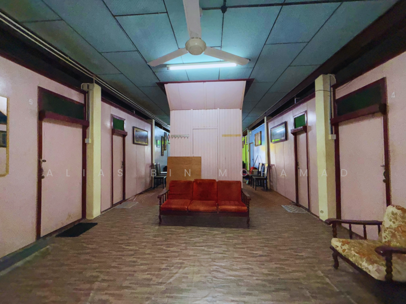 Tanah Lot Banglo bersaiz 870m² + Rumah Kayu 2 Tingkat di Pulau Kambing, Terengganu untuk Untuk Dijual - RM 500,000, Feb 2026 - Corridor - PropertyGuru.com.my