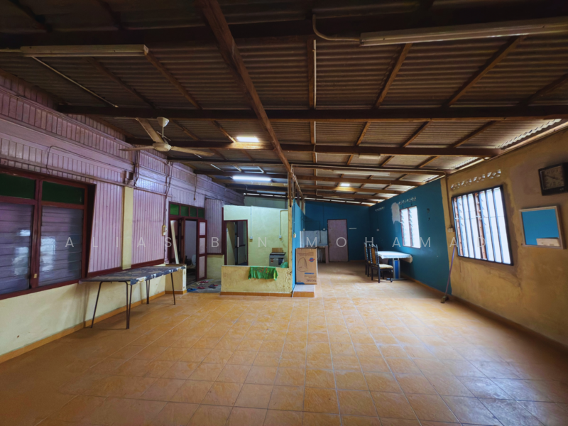 Tanah Lot Banglo bersaiz 870m² + Rumah Kayu 2 Tingkat di Pulau Kambing, Terengganu untuk Untuk Dijual - RM 500,000, Feb 2026 - Interior - PropertyGuru.com.my