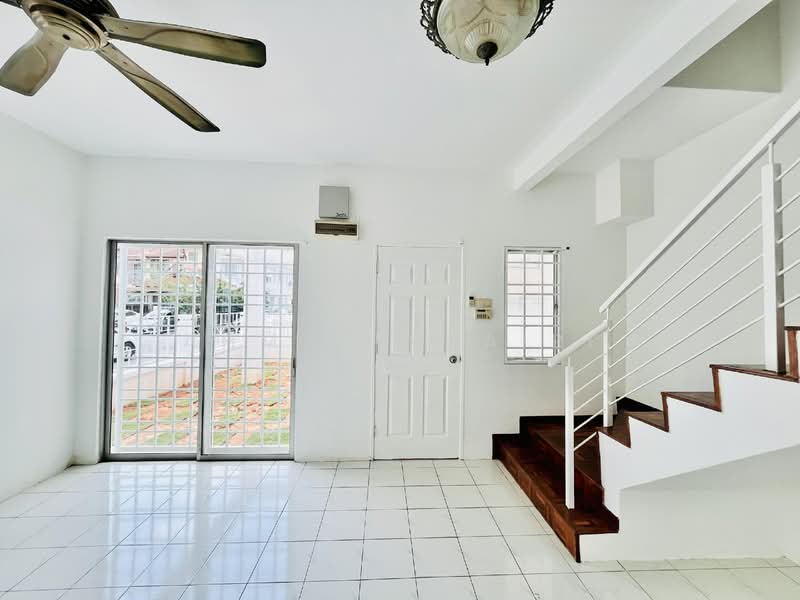 2-storey Terraced House for Sale in Setia Impian (Setia Alam) - Ahmad Khairi - Interior - PropertyGuru.com.my