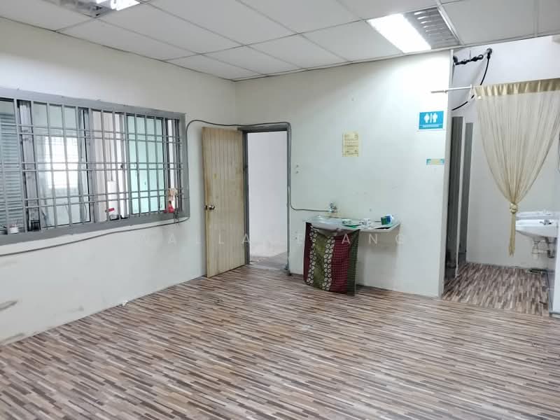 Shop for Rent in Taman Impian Emas (Skudai) - Wallace Ang - Interior - PropertyGuru.com.my