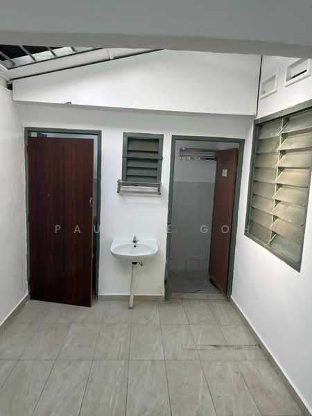1-storey Terraced House for Rent in Taman Abad (Johor Bahru) - Pauline Goh - Bathroom - PropertyGuru.com.my