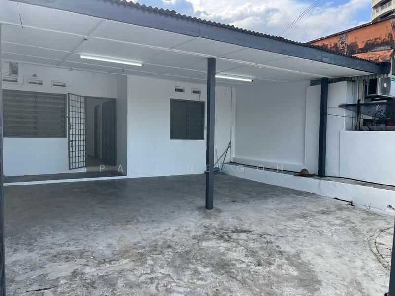 1-storey Terraced House for Rent in Taman Abad (Johor Bahru) - Pauline Goh - Exterior - PropertyGuru.com.my