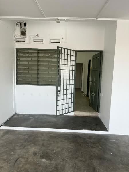 1-storey Terraced House for Rent in Taman Abad (Johor Bahru) - Pauline Goh - Entrance - PropertyGuru.com.my