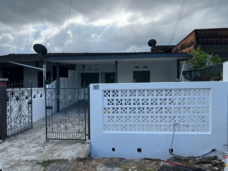 1-storey Terraced House for Rent in Taman Abad (Johor Bahru) - Pauline Goh - Exterior - PropertyGuru.com.my