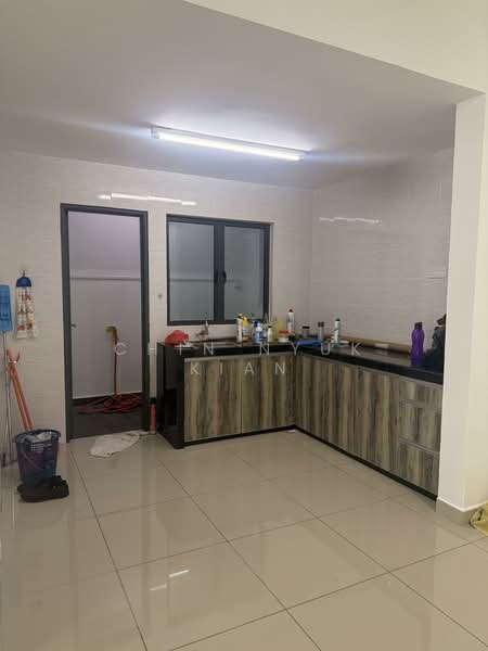 Condominium for Rent at Emerald Residence - Chin Nyuk Kian - Kitchen - PropertyGuru.com.my