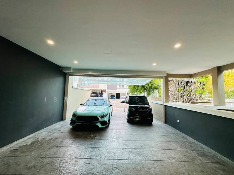 Bungalow for Sale in Taman Melawati (Ulu Kelang) - Ibrahim Iderus - Car Park - PropertyGuru.com.my