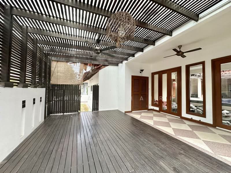 Bungalow for Sale in Seri Kembangan (Selangor) - Ahmad Khairi - Exterior - PropertyGuru.com.my