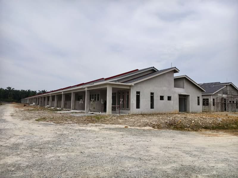 1-storey Terraced House for Sale in Sepang (Selangor) - AZLIZA . - Exterior - PropertyGuru.com.my