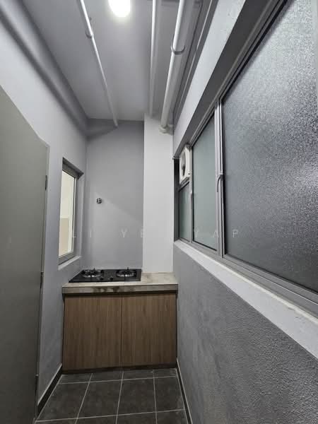 Condominium for Rent at Lakefront Residence - Li Yee Yap - Kitchen - PropertyGuru.com.my