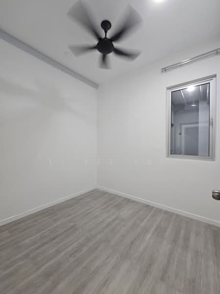 Condominium for Rent at Lakefront Residence - Li Yee Yap - PropertyGuru.com.my