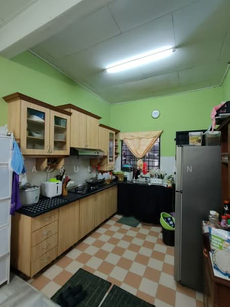 Semi-Detached House for Sale in Taman Bukit Margosa (Ampangan) - Azrul Othman - Kitchen - PropertyGuru.com.my