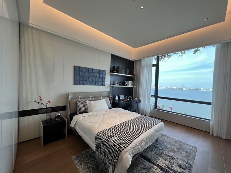 Condominium for Sale at Forest City - Eddie Ong - Bedroom - PropertyGuru.com.my