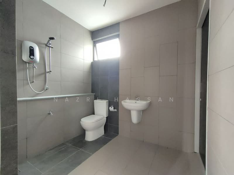 2-storey Terraced House for Sale in Elmina (Shah Alam) - Nazri Hassan - Bathroom - PropertyGuru.com.my