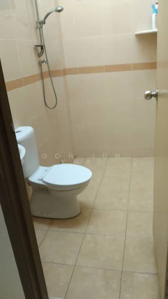 Apartment for Rent at Pangsapuri Bukit Beruang Bestari (University View) - Goh Jun Khai - Bathroom - PropertyGuru.com.my