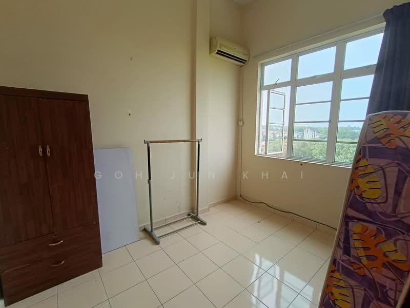 Apartment for Rent at Pangsapuri Bukit Beruang Bestari (University View) - Goh Jun Khai - Bedroom - PropertyGuru.com.my
