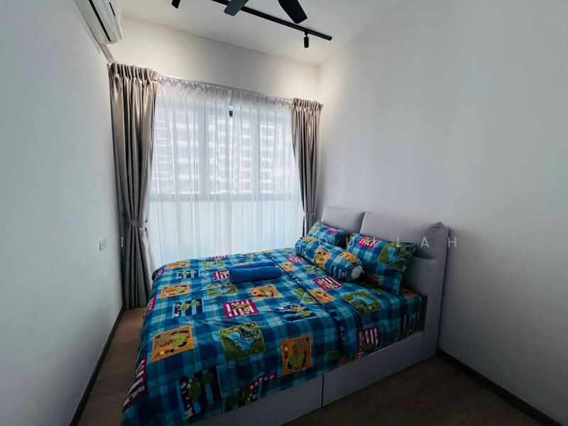Condominium for Rent at Kings Bay @ Country Garden Danga Bay - Vivian Abdullah - Bedroom - PropertyGuru.com.my