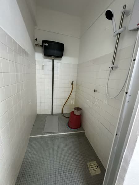 Taman Bukit Katil untuk Untuk Dijual - RM 180,000, Feb 2026 - Bathroom - PropertyGuru.com.my