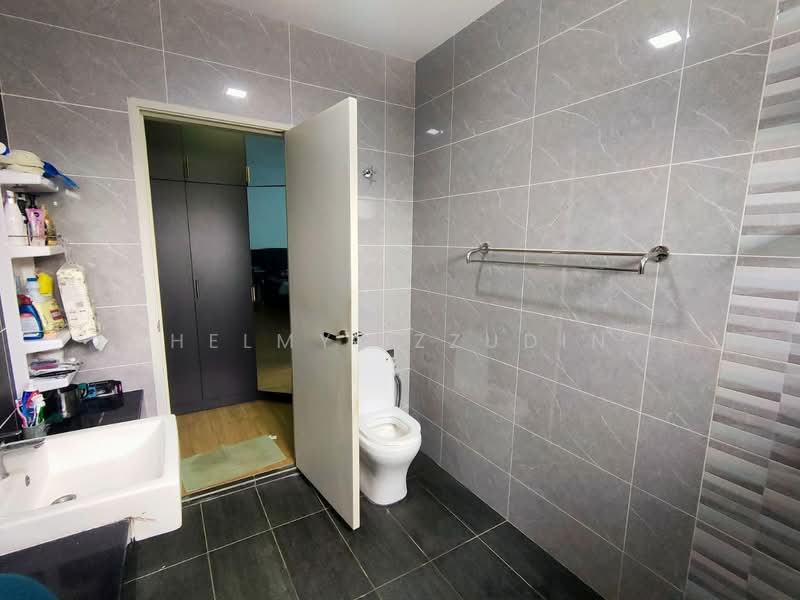 U12, Taman Cahaya Alam untuk Untuk Dijual - RM 1,180,000, Mac 2026 - Bathroom - PropertyGuru.com.my