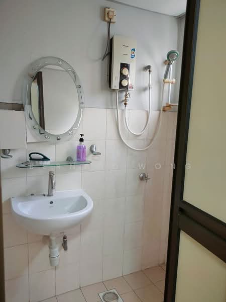 Condominium for Sale at Palm Spring @ Damansara - Bernard Wong - Bathroom - PropertyGuru.com.my