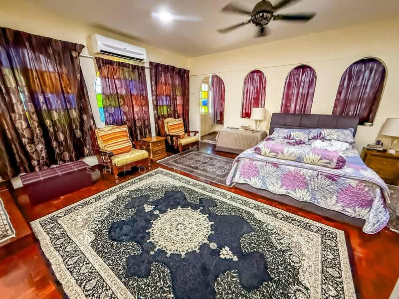 Bungalow for Sale in Kampung Tunku (Petaling Jaya) - Shiqin Saidin - Bedroom - PropertyGuru.com.my