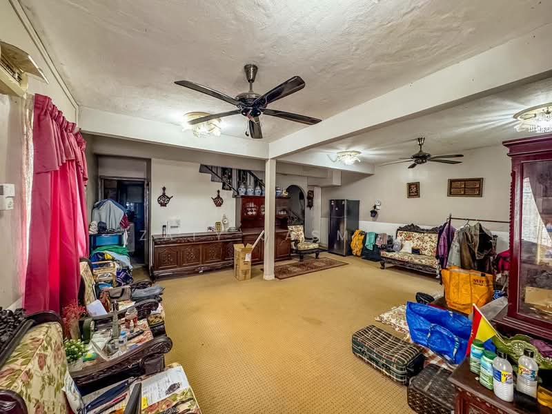2-storey Terraced House for Sale in Au 2 (Ulu Kelang) - Zaty Jasmin - Living Room - PropertyGuru.com.my