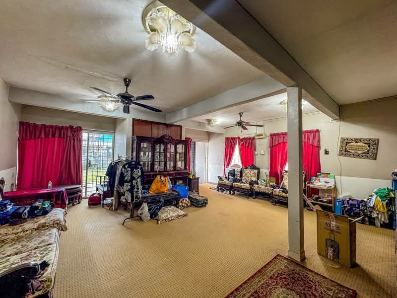 2-storey Terraced House for Sale in Au 2 (Ulu Kelang) - Zaty Jasmin - Living Room - PropertyGuru.com.my