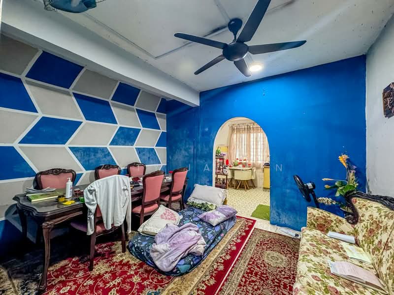 2-storey Terraced House for Sale in Au 2 (Ulu Kelang) - Zaty Jasmin - Living Room - PropertyGuru.com.my