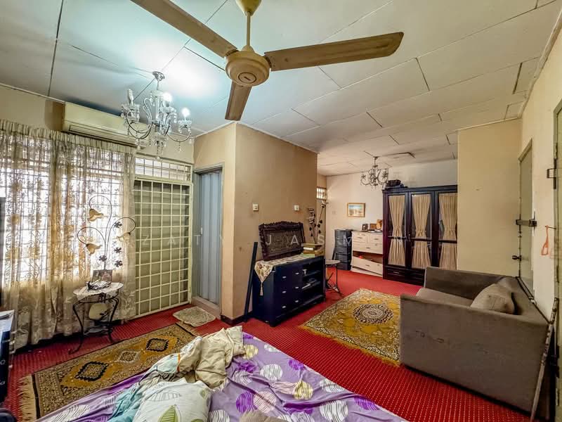 2-storey Terraced House for Sale in Au 2 (Ulu Kelang) - Zaty Jasmin - Living Room - PropertyGuru.com.my