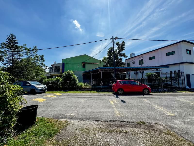 2-storey Terraced House for Sale in Taman Sri Serdang (Seri Kembangan) - Zaty Jasmin - Exterior - PropertyGuru.com.my