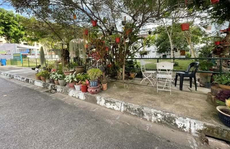 2-storey Terraced House for Sale in Teluk Kumbar (Bayan Lepas) - Aswad . - Exterior - PropertyGuru.com.my