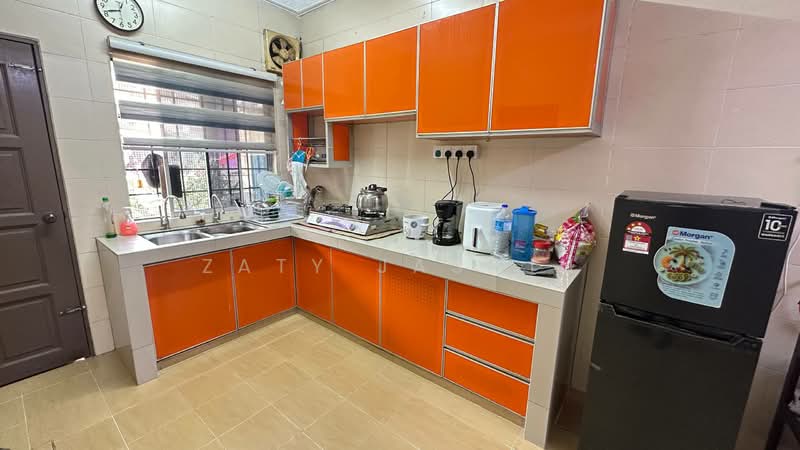 2-storey Terraced House for Sale in Seksyen 6 (Kota Damansara) - Zaty Jasmin - Kitchen - PropertyGuru.com.my