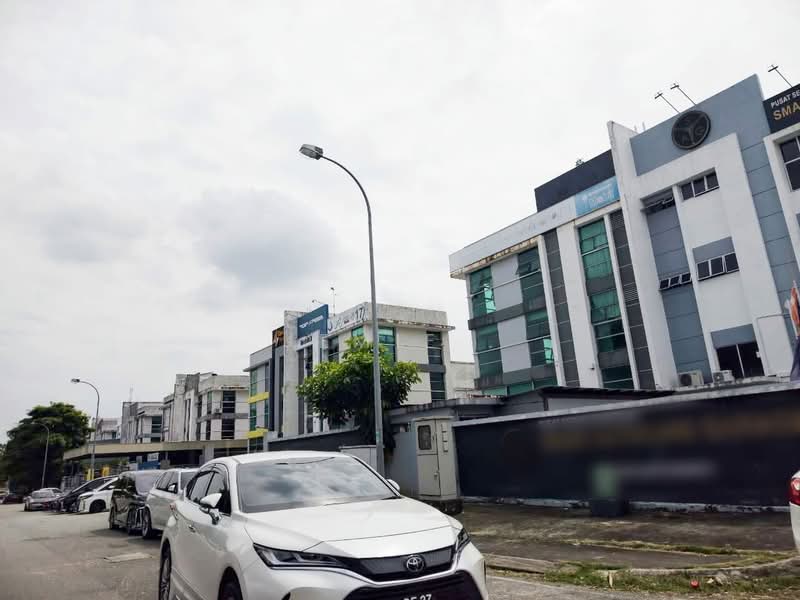 Cluster Factory for Rent in Taman Mount Austin (Tebrau) - Jemie . - PropertyGuru.com.my