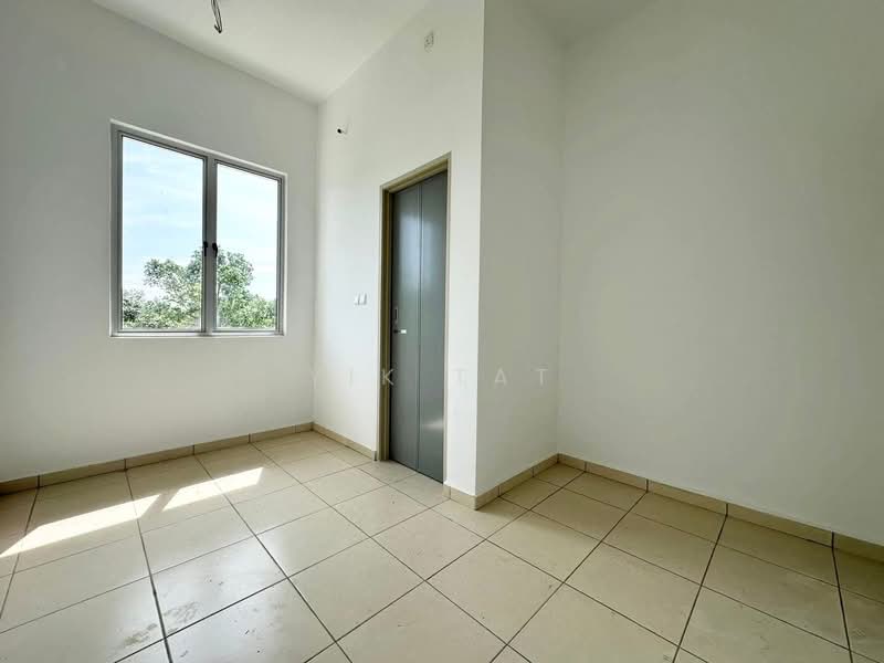 2-storey Terraced House for Sale in Taman Nusa Damai (Pasir Gudang) - Yik Tat - Interior - PropertyGuru.com.my