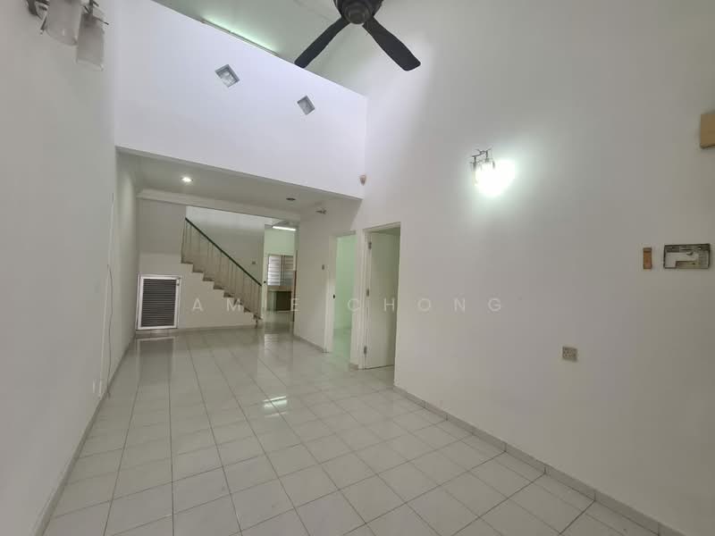 1.5-storey Terraced House for Sale in Taman Menglembu Impiana Adril (Menglembu) - Amie Chong - Living Room - PropertyGuru.com.my