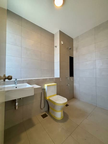 2-storey Terraced House for Rent in Bandar Bukit Raja (Klang) - Michael Lee - Bathroom - PropertyGuru.com.my