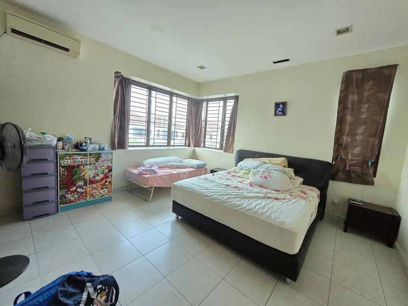 Cluster House for Sale in Taman Adda Heights (Tebrau) - Jemie . - Bedroom - PropertyGuru.com.my