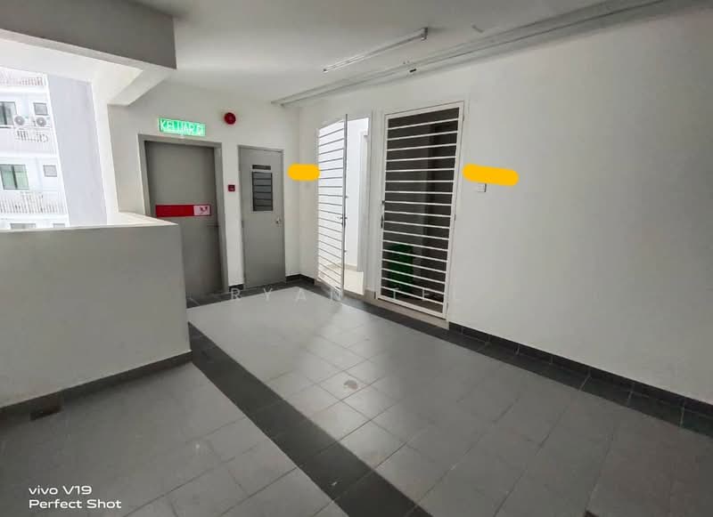 Condominium for Rent at Mizumi Residences - Ryan Tee - Corridor - PropertyGuru.com.my
