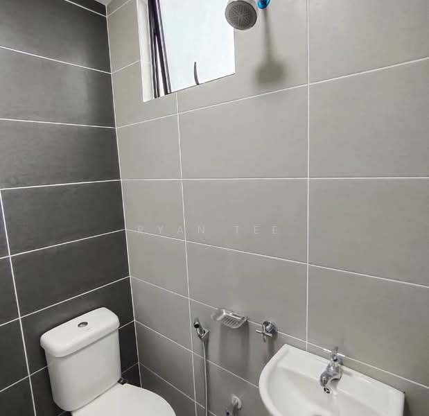 Condominium for Rent at Mizumi Residences - Ryan Tee - Bathroom - PropertyGuru.com.my