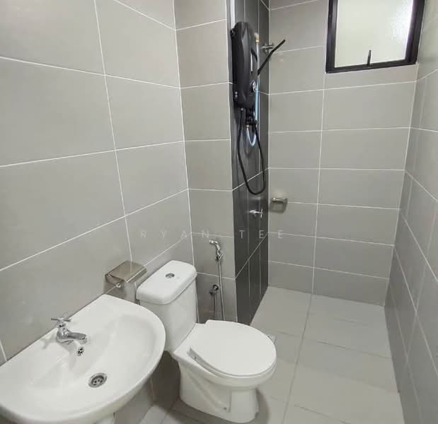 Condominium for Rent at Mizumi Residences - Ryan Tee - Bathroom - PropertyGuru.com.my