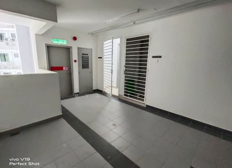 Condominium for Rent at Mizumi Residences - Ryan Tee - Corridor - PropertyGuru.com.my