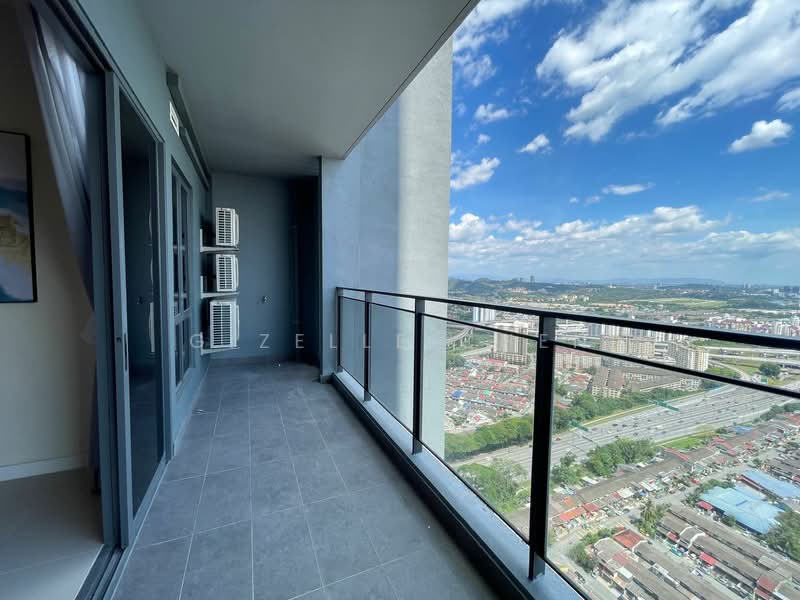 8th & Stellar untuk Untuk Disewa - RM 2,700 /bulan, Mac 2026 - Balcony - PropertyGuru.com.my