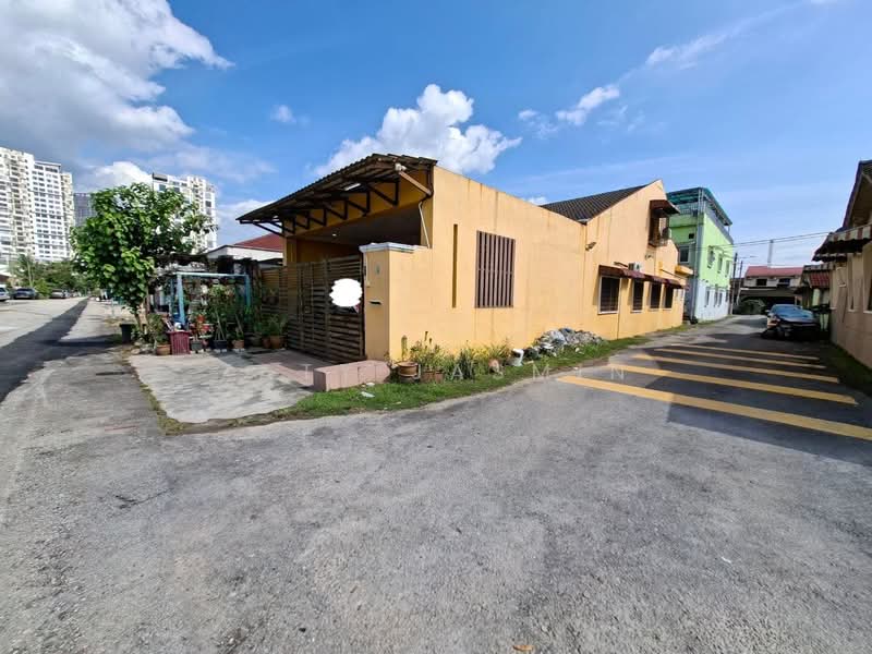 1.5-storey Terraced House for Sale in Selayang (Selangor) - Zaty Jasmin - Exterior - PropertyGuru.com.my