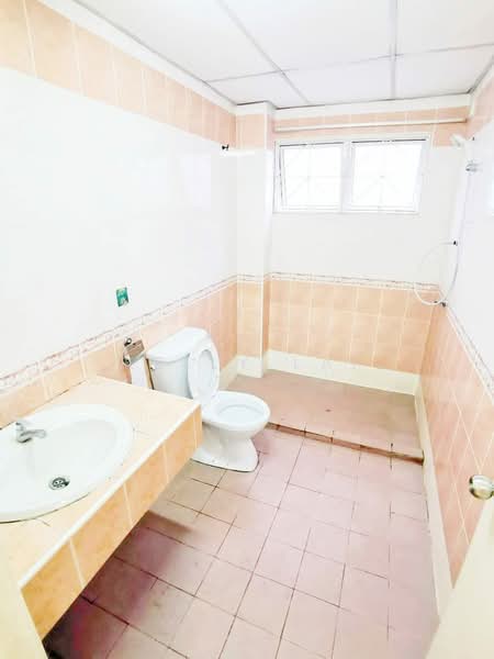 2-storey Terraced House for Sale at Taman Megah Kepong - Kelly Lai - Bathroom - PropertyGuru.com.my