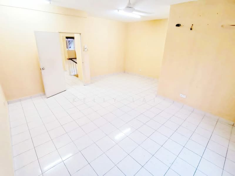 2-storey Terraced House for Sale at Taman Megah Kepong - Kelly Lai - Interior - PropertyGuru.com.my
