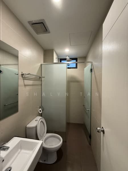 Service Residence for Sale at Atlantis Residences (Pangsapuri Atlantis Kota Syahbandar) - Shalyn Tan - Bathroom - PropertyGuru.com.my